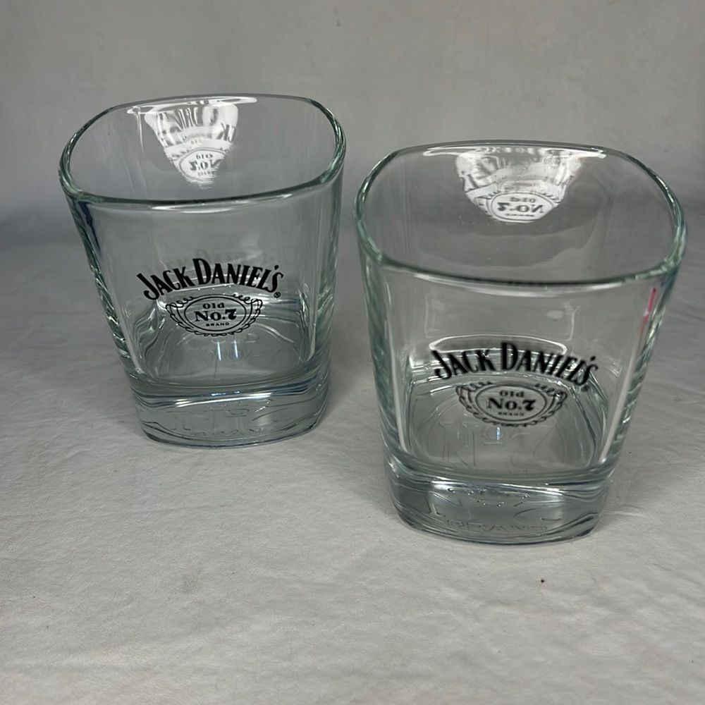 Jack Daniel’s Old # 7 Brand Rocks Glass Stamp Bottom 8 Oz 3 1/2 In Tall 3 In Top